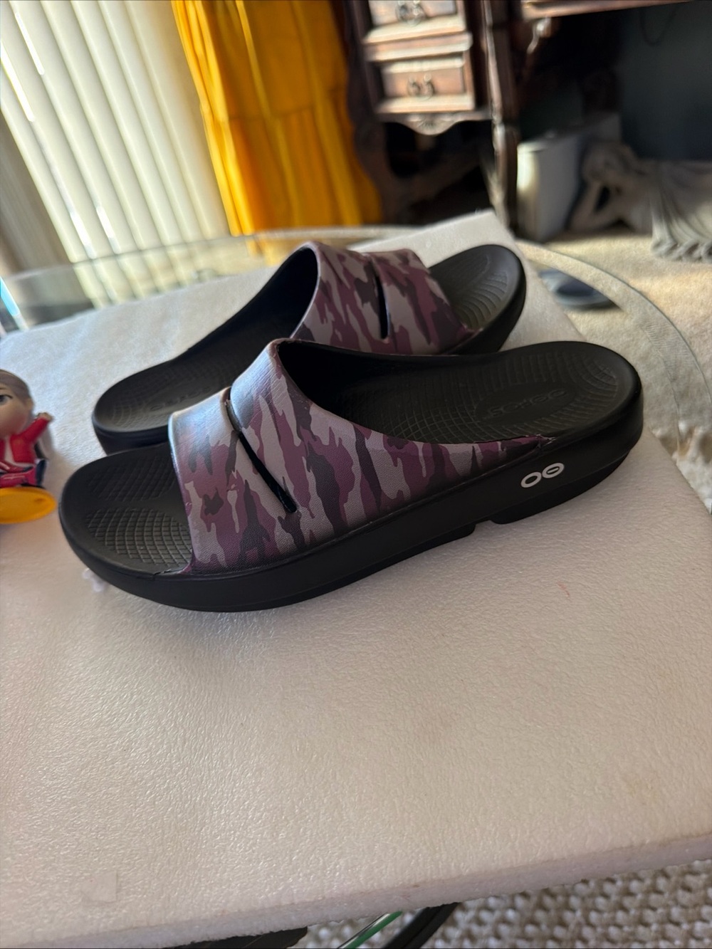 OOFOS Women's Purple Camo Slide Sandals 9 - Picture 9 of 9